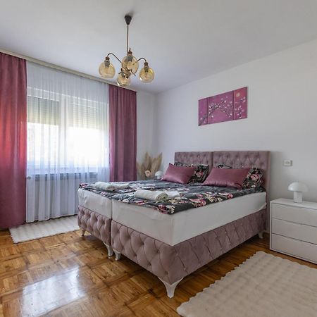 Apartman Marta I Soba Maja Gradiste Εξωτερικό φωτογραφία