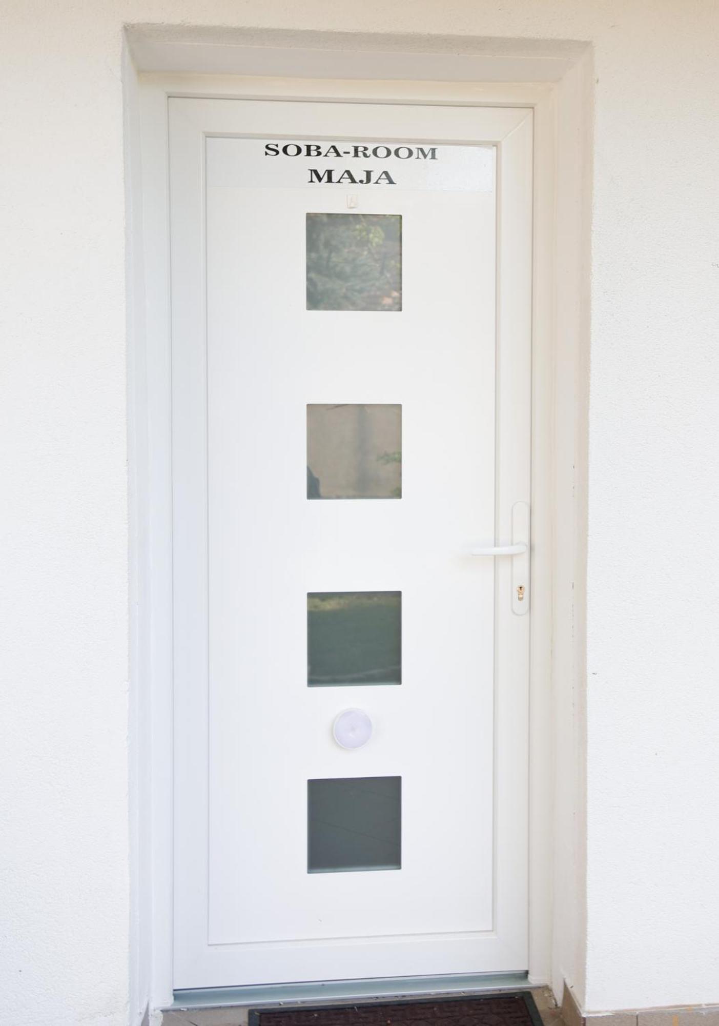 Apartman Marta I Soba Maja Gradiste Εξωτερικό φωτογραφία