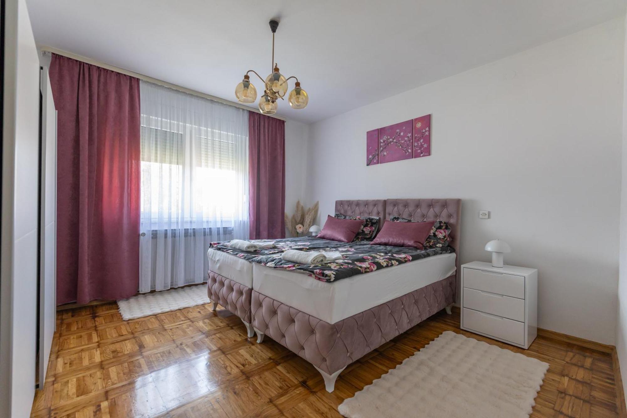 Apartman Marta I Soba Maja Gradiste Εξωτερικό φωτογραφία